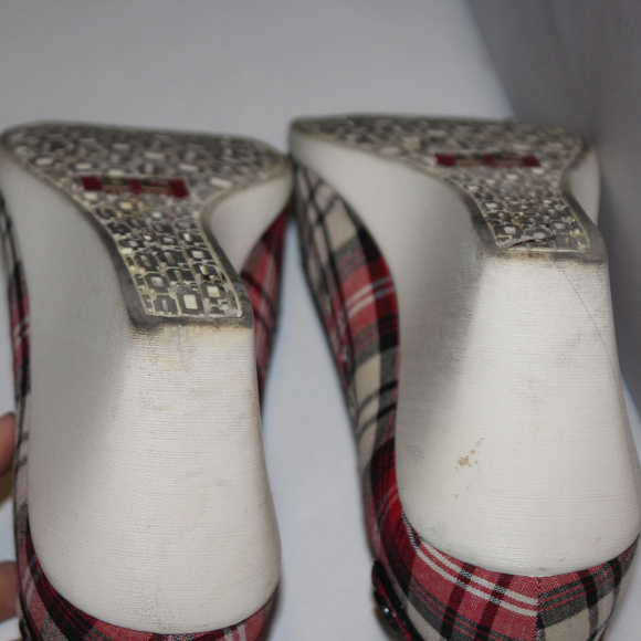 BC Footwear Plaid Open Toe Wedge Shoes - Picture 4 of 7